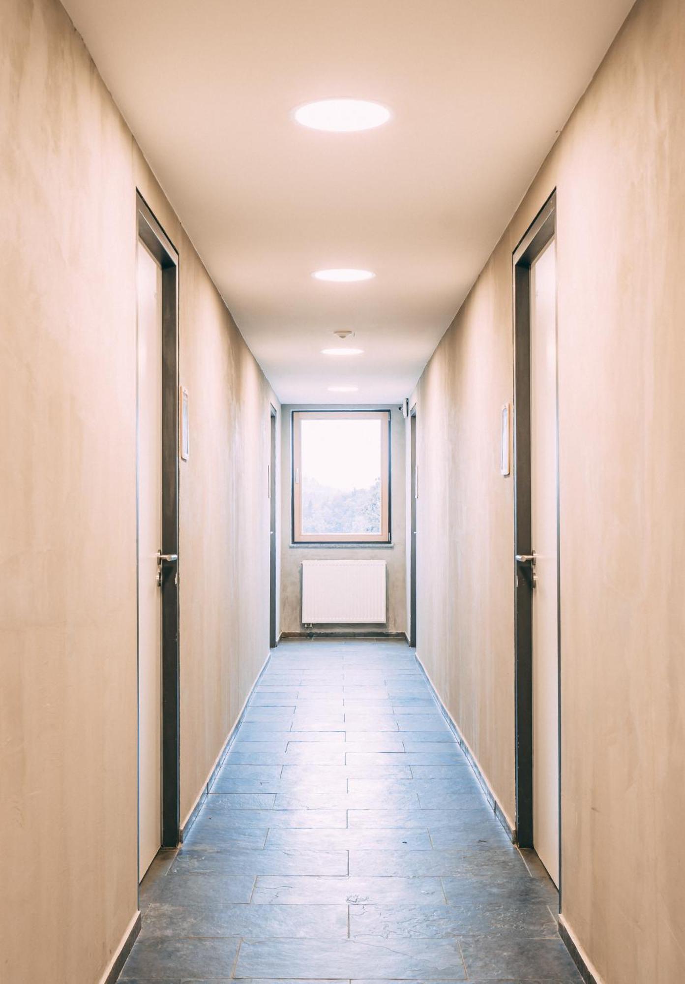Gut Huegle Jugendzimmer رافنسبرغ الغرفة الصورة