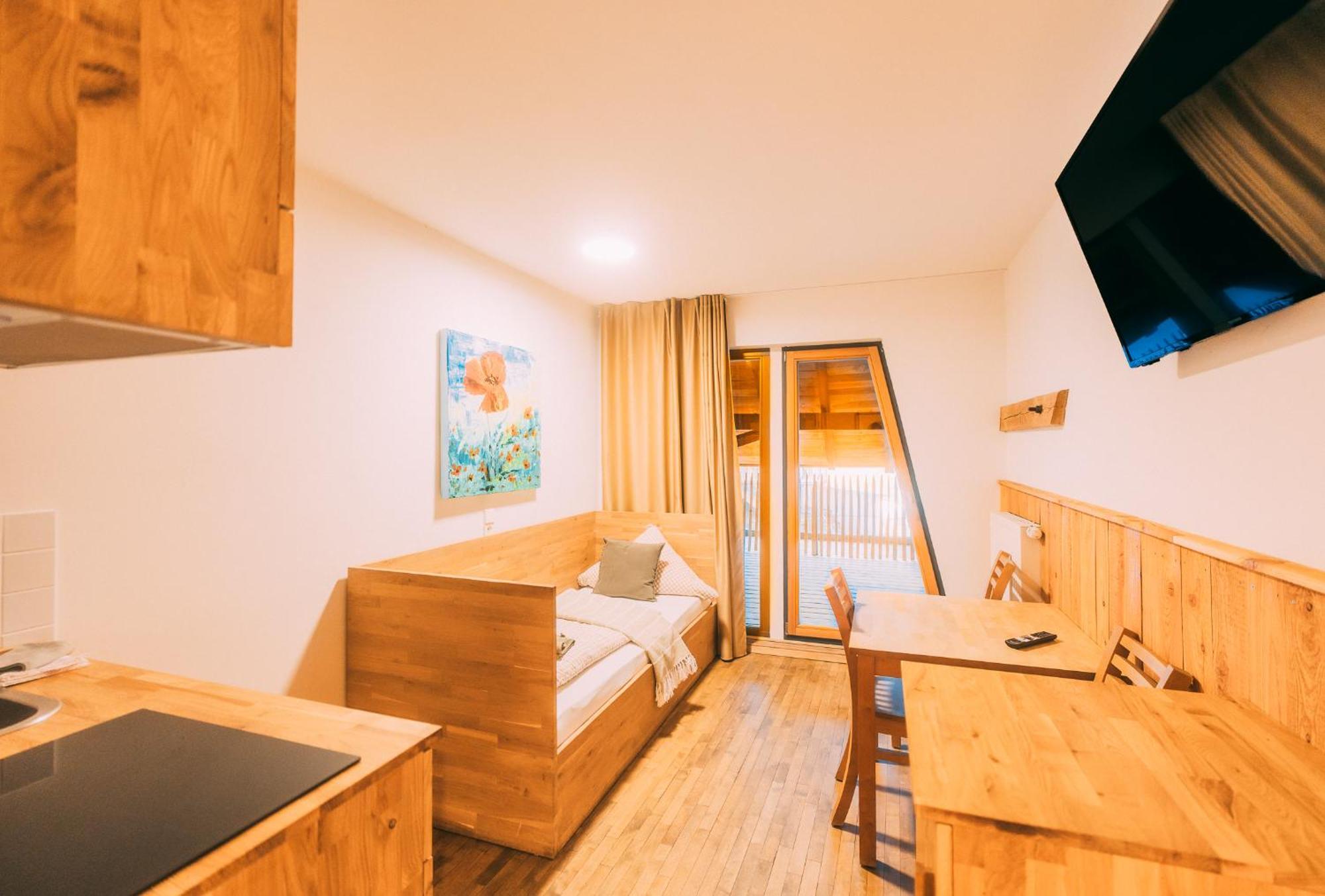 Gut Huegle Jugendzimmer رافنسبرغ الغرفة الصورة